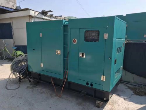200KW发电车